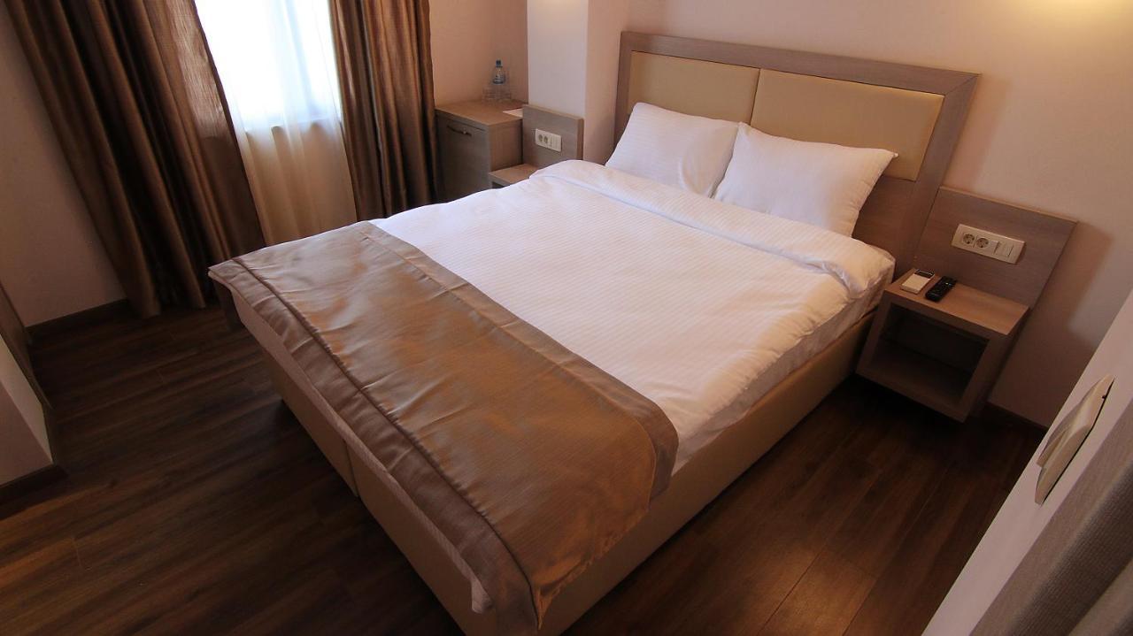 סקופיה Hotel Vlaho מראה חיצוני תמונה