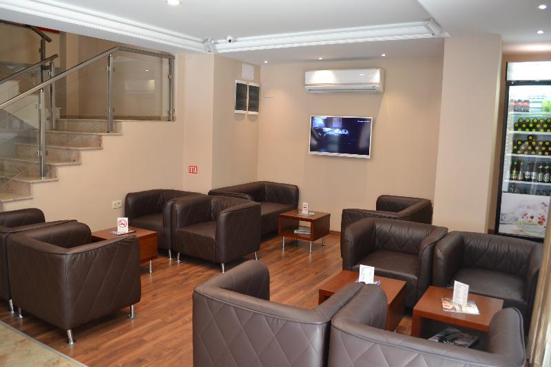 סקופיה Hotel Vlaho מראה חיצוני תמונה